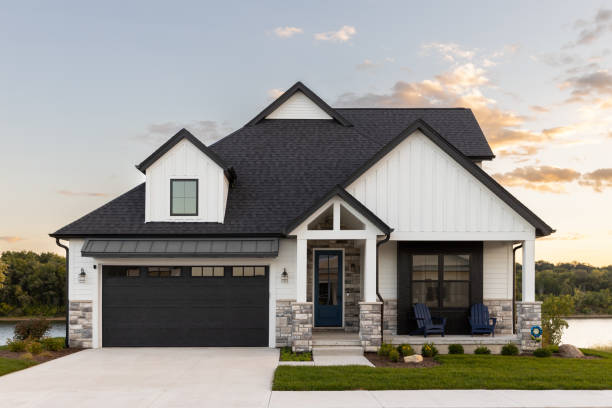 Best Hot Roofs  in Bellport, NY